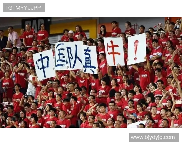 中国足球当家球星盘点及其在国内外赛场上的表现分析