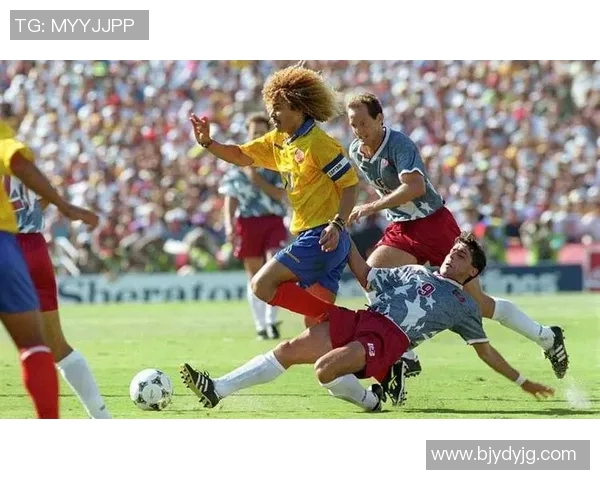 外国足球球星观看比赛的原因与背后的深层次思考