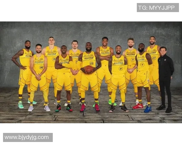 当足球明星与NBA球星同框合影这一瞬间展现的跨界魅力与独特风采 当足球明星与NBA球星同框合影这一瞬间展现的跨界魅力与独特风采